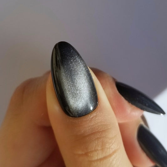 Soft cat eye ~ Amande M