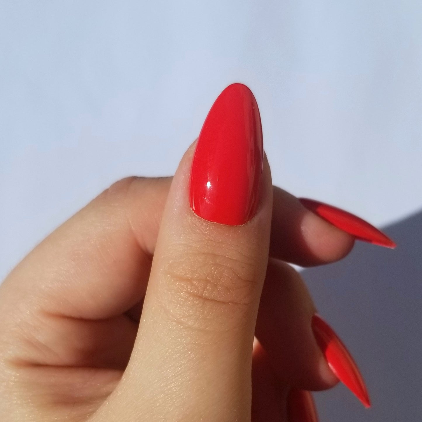 Rouge vif ~ Amande M