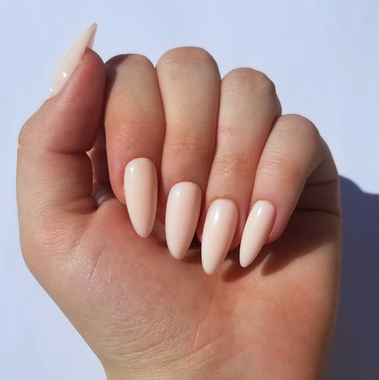 Effet gel beige ~ Amande M