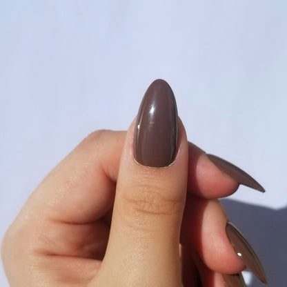Marron ~ Amande M