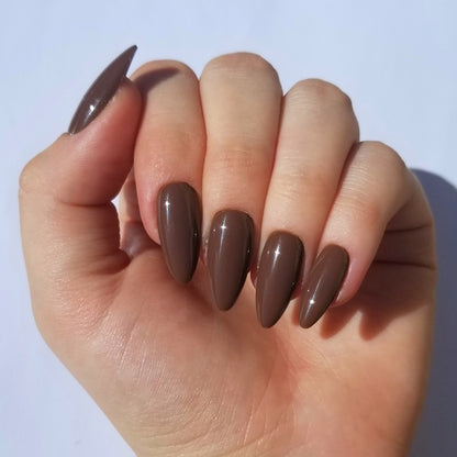 Marron ~ Amande M