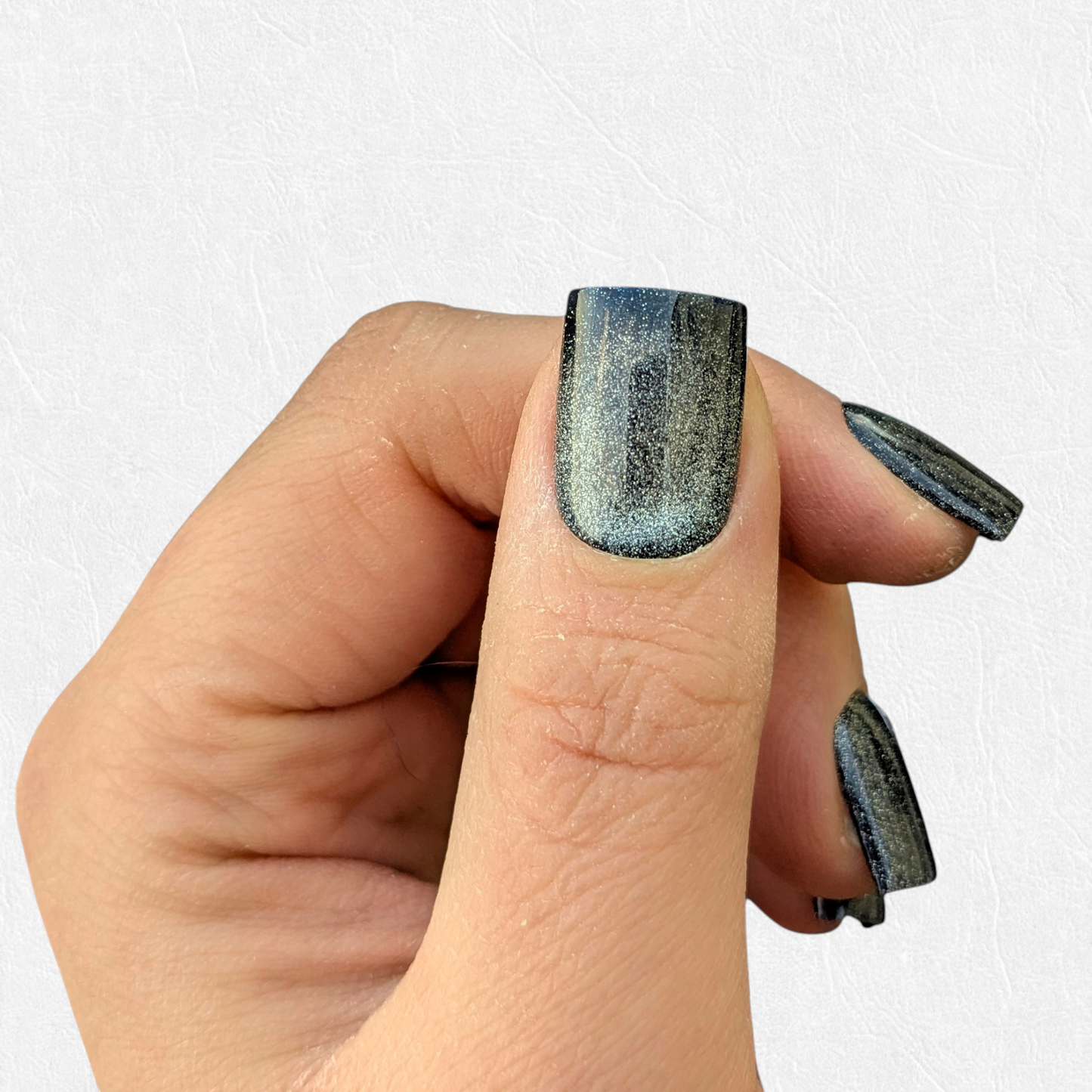 Bleu nacré cat eye shiny ~ Carré XS (Sans mesures)